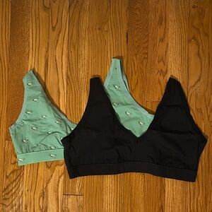 Me Undies v-neck Bralette Set of 2 (nwt) black and trex(green)